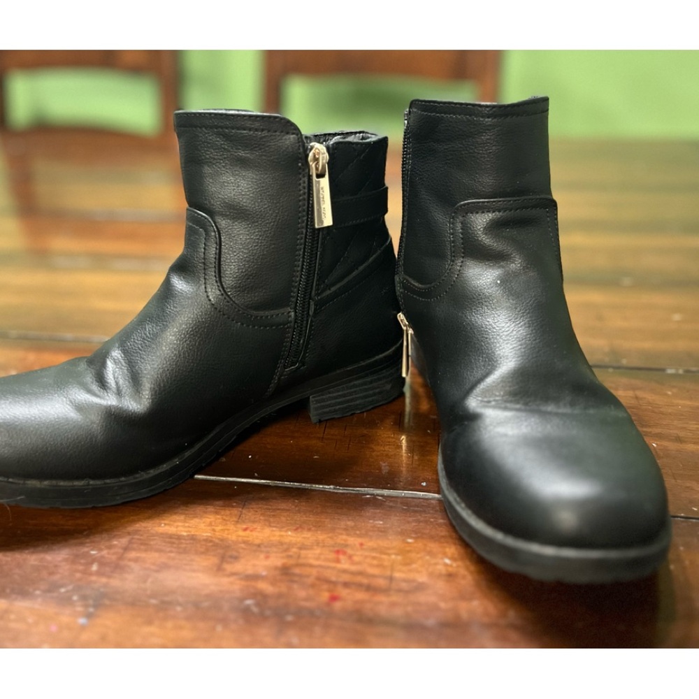 Black Ankle Boots with Side Zipper
